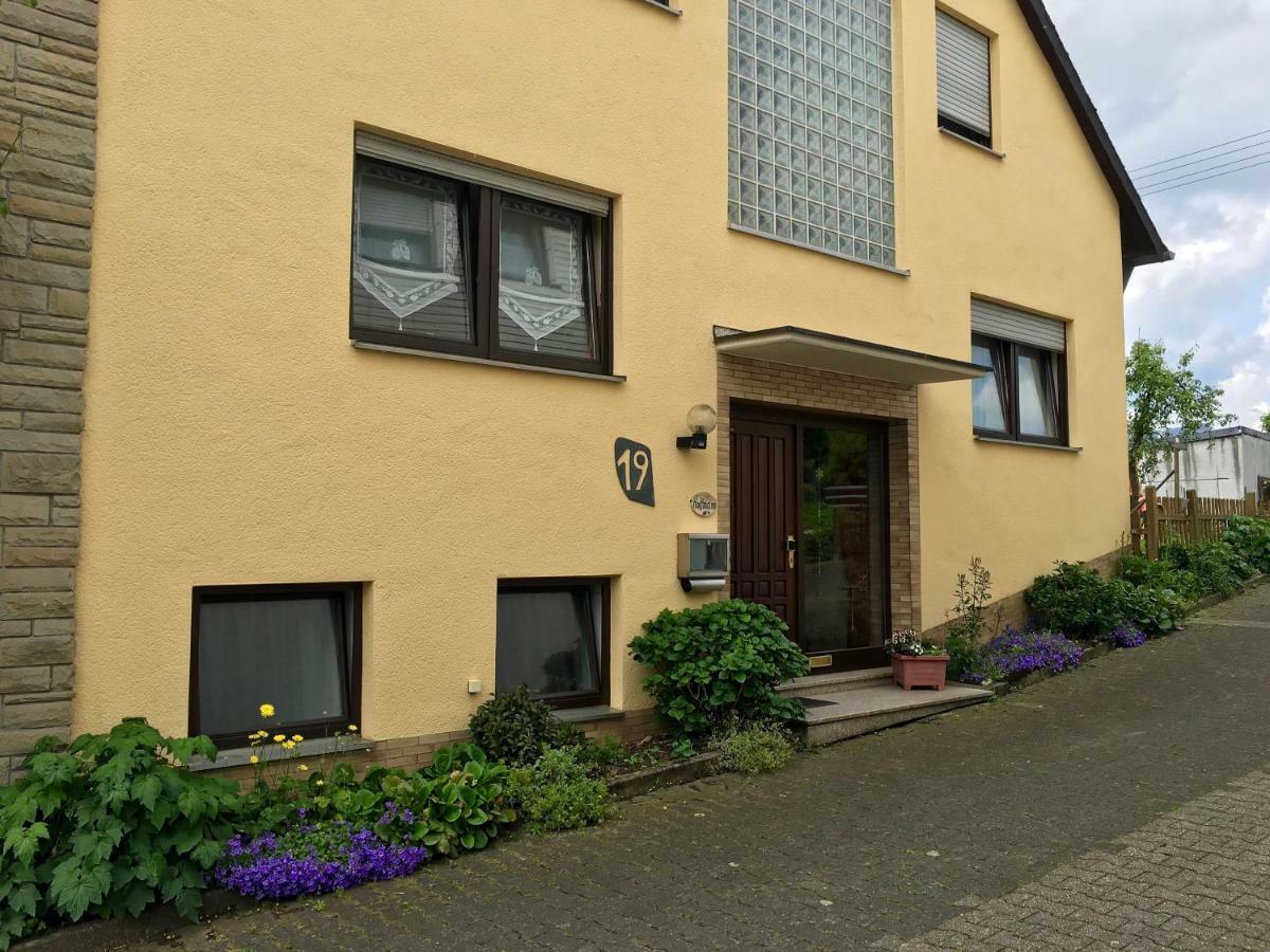 Gastehaus Hoffmann Bed & Breakfast Farschweiler Exterior foto